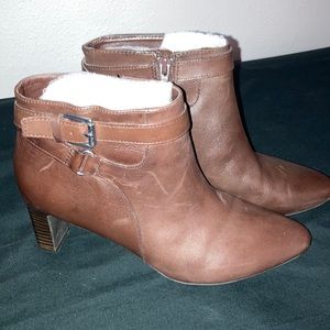 Ralph Lauren Brown pointed ankle Booties